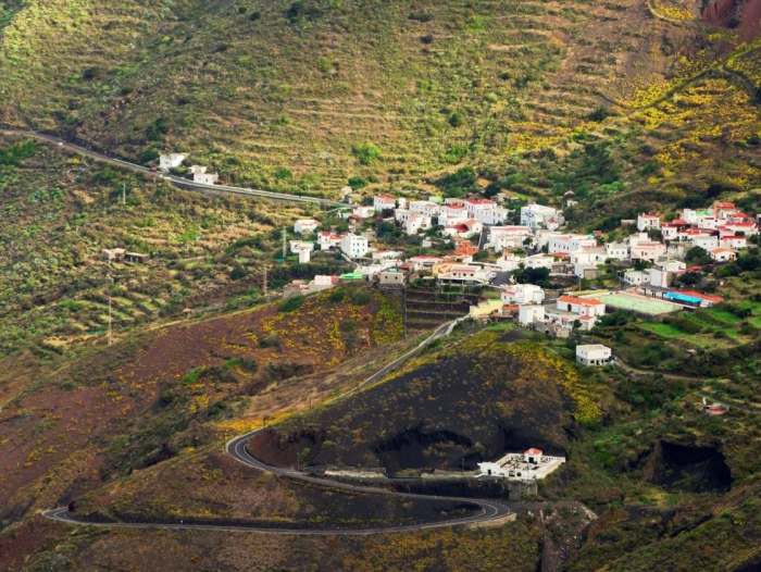 El Ayuntamiento de La Frontera mejora la red de abastecimiento de agua de Sabinosa